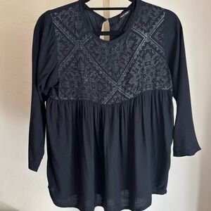 Black Needlepoint Print Shirred 3/4 Sleeve Top, Small